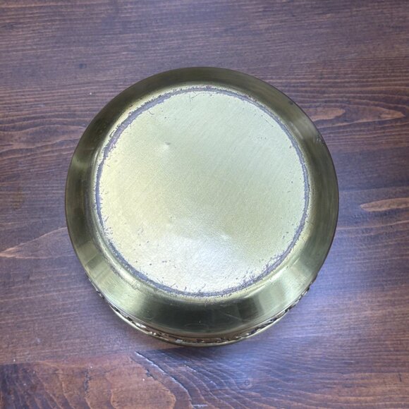 Vintage Embossed Brass Planter with Floral Design Rustic Patina Jardiniere - Picture 7 of 12